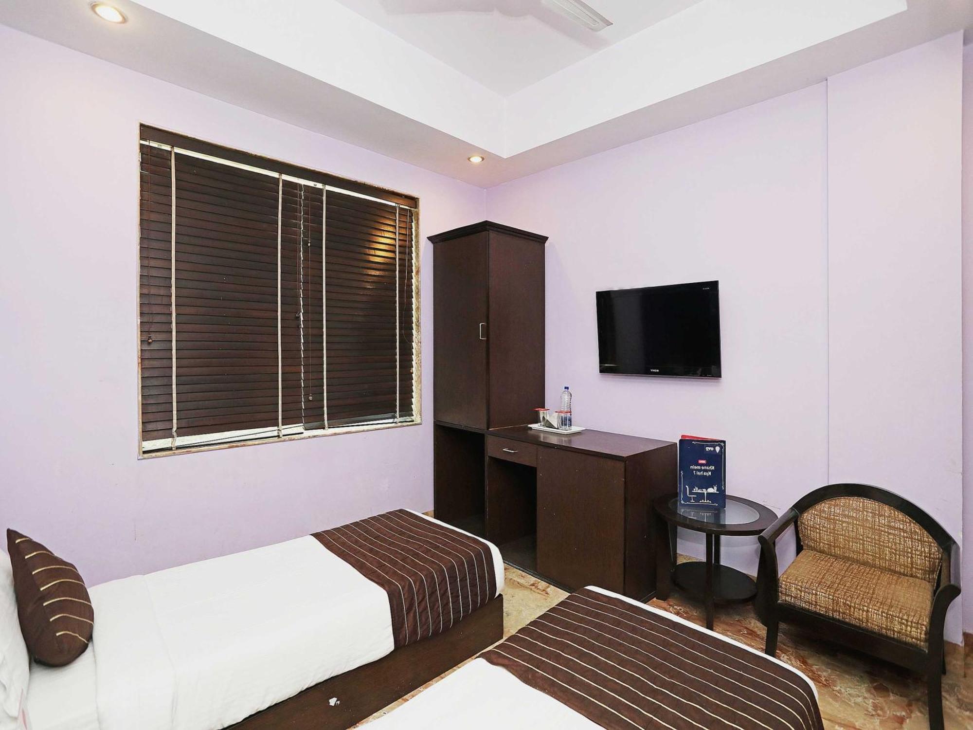 Oyo Hotel Vedas Heritage Делі Екстер'єр фото